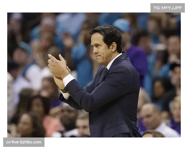 从附加赛到季后赛：黄蜂的逆袭之路与战术变革